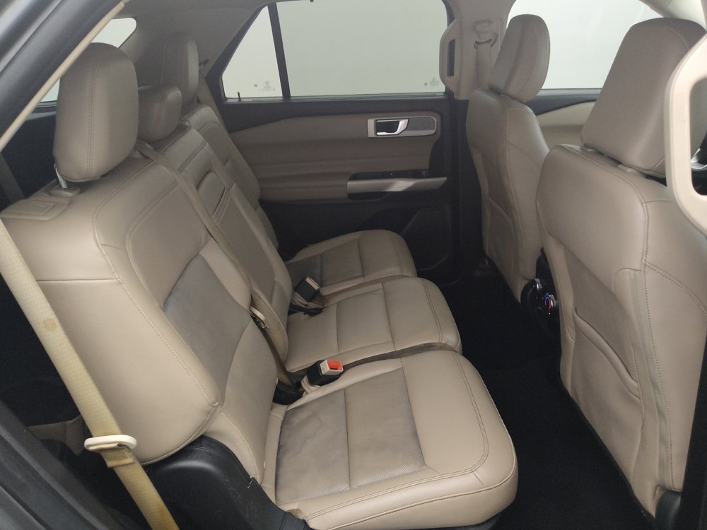 Used 2021 Ford Explorer Limited w/ Equipment Group 301A RWD image 19