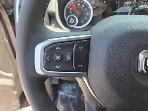 New 2026 RAM 2500 Big Horn AWD/4WD image 18
