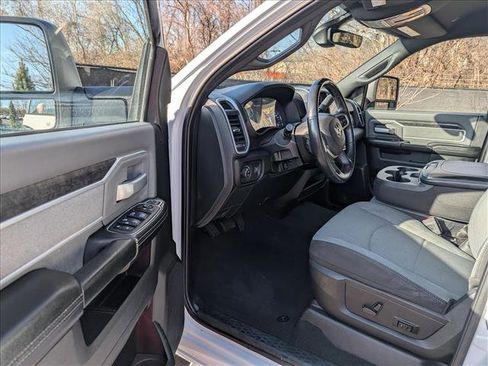 Used 2023 RAM 2500 Big Horn w/ Level 1 Equipment Group image 25