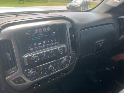 Used 2019 Chevrolet Silverado 2500 LTZ w/ Duramax Plus Package AWD/4WD image 17