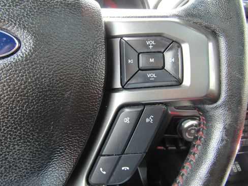 Used 2016 Ford F150 Lariat w/ Equipment Group 502A Luxury AWD/4WD image 41