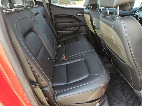 Used 2019 Chevrolet Colorado ZR2 w/ ZR2 Dusk Special Edition AWD/4WD image 34