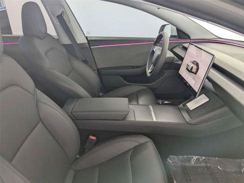 Used 2024 Tesla Model 3 RWD image 31