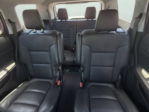 Used 2019 GMC Acadia SLT FWD image 11