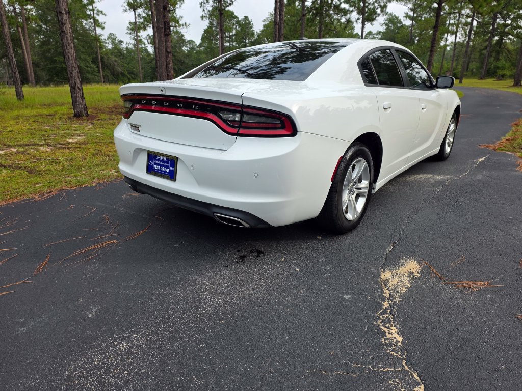 Used 2022 Dodge Charger SXT RWD image 5