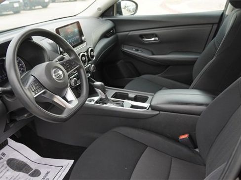 Used 2023 Nissan Sentra SV image 17
