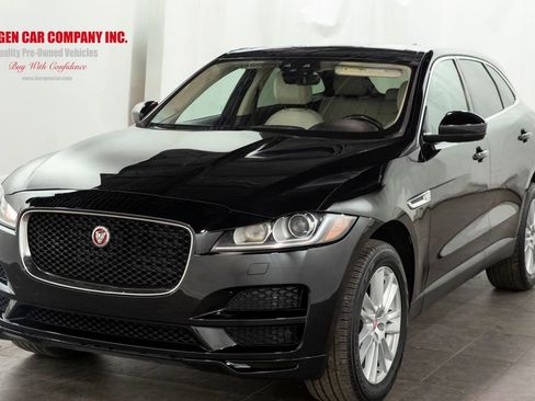 Used 2020 Jaguar F-PACE Prestige image 4