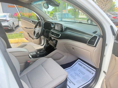 Used 2020 Hyundai Tucson Value FWD image 8