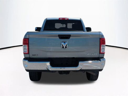 Used 2019 RAM 3500 Tradesman w/ Chrome Appearance Group AWD/4WD image 6