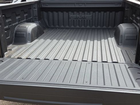 New 2026 GMC Sierra 1500 Elevation w/ Elevation Premium Package AWD/4WD image 8