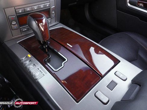 Used 2005 Cadillac XLR image 37