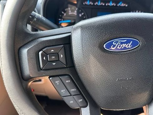 Used 2017 Ford F250 XL w/ Power Equipment Group AWD/4WD image 20