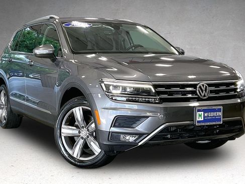 Used 2019 Volkswagen Tiguan SEL Premium AWD/4WD image 3