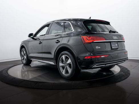 Certified 2023 Audi Q5 2.0T Premium w/ Convenience Package image 5