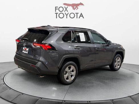 Used 2023 Toyota RAV4 XLE w/ Convenience Package FWD image 6
