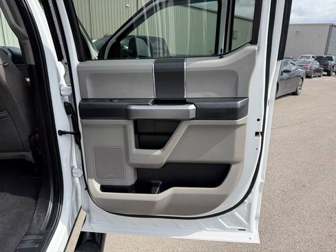 Used 2019 Ford F250 XLT w/ Snow Plow Prep Package image 19