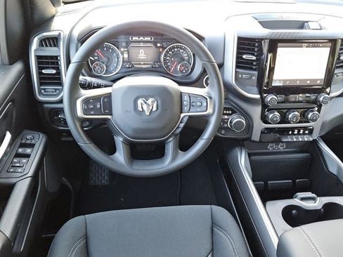 New 2026 RAM 1500 Express AWD/4WD image 12