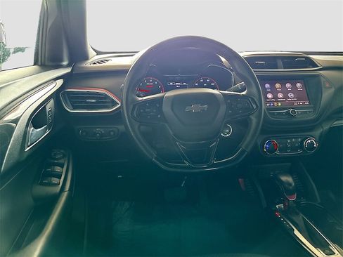 Used 2023 Chevrolet TrailBlazer RS image 22