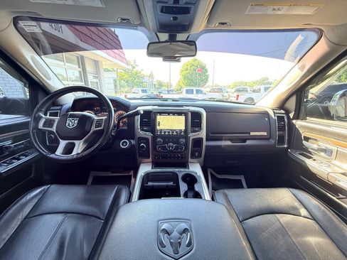 Used 2018 RAM 2500 Laramie AWD/4WD image 40