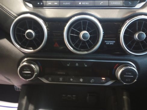 Used 2022 Nissan Sentra SV w/ All-Weather Package image 18