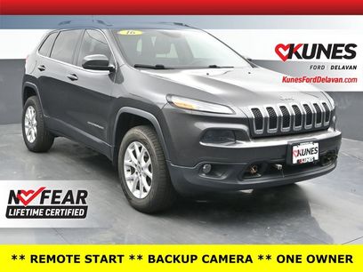Used 2016 Jeep Cherokee Latitude w/ Comfort/Convenience Group