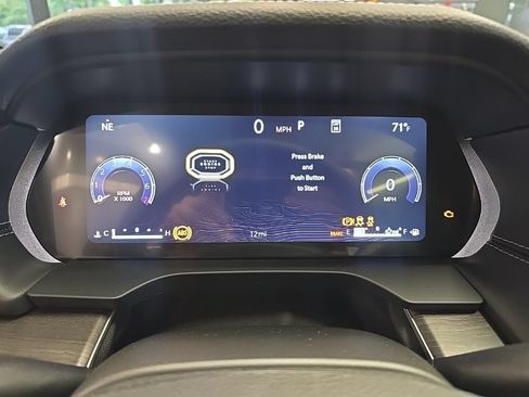 New 2026 Jeep Grand Cherokee Limited w/ Limited Altitude Package RWD image 17