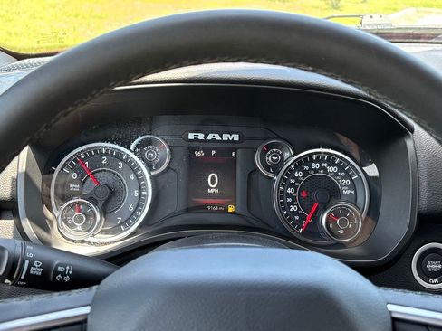 Used 2025 RAM 1500 Lone Star AWD/4WD image 25
