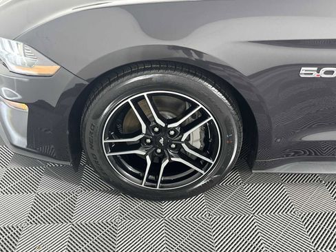 Used 2022 Ford Mustang GT Premium image 9