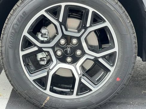 New 2026 Ford Maverick Lariat AWD/4WD image 9