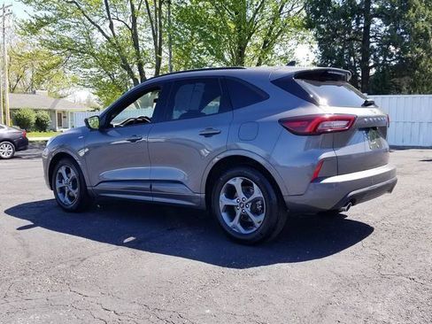 Certified 2023 Ford Escape ST-Line w/ Tech Pack #1 FWD image 7