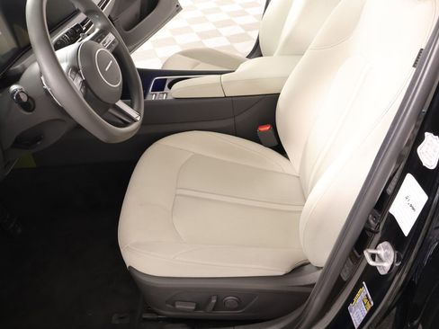Used 2025 Hyundai Sonata SEL image 11