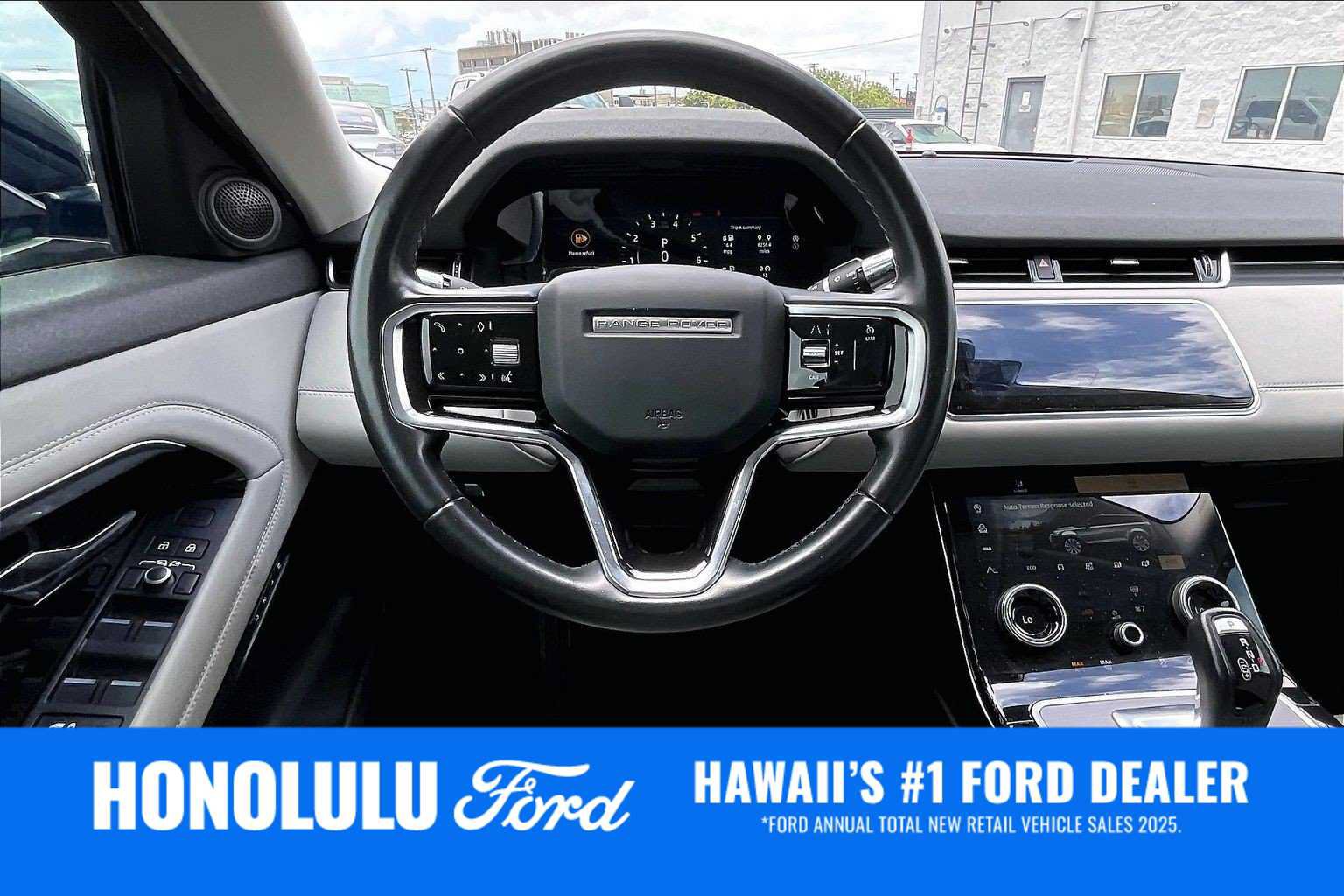 Used 2021 Land Rover Range Rover Evoque SE AWD/4WD image 13