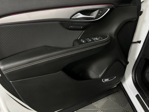 Used 2025 Buick Envision Sport Touring image 24