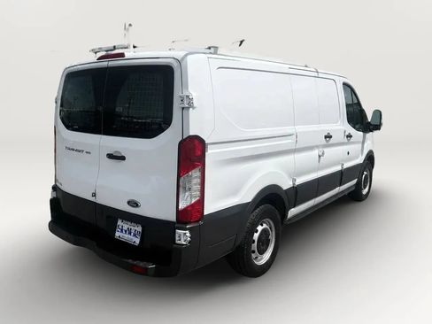 Used 2018 Ford Transit 150 130 Low Roof RWD image 3