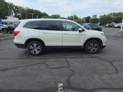 Used 2018 Honda Pilot EX image 8