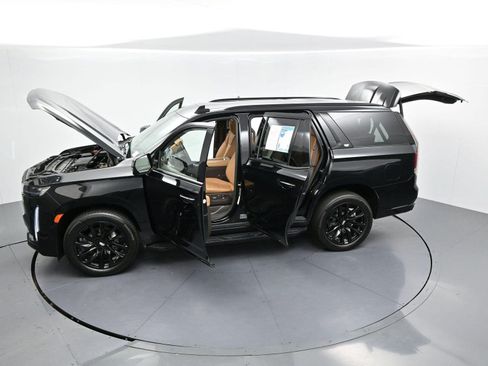 Used 2024 Cadillac Escalade Sport w/ LPO, ONYX Package AWD/4WD image 51