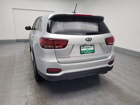Used 2019 Kia Sorento L FWD image 6