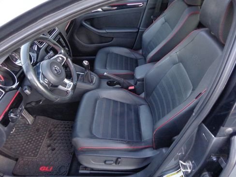 Used 2015 Volkswagen Jetta GLI SEL image 9