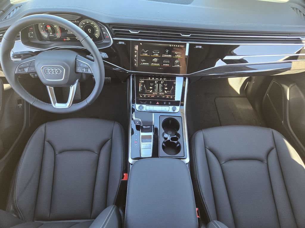 Used 2026 Audi Q7 3.0T Premium Plus AWD/4WD image 32