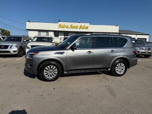 Used 2023 Nissan Armada SV image 1