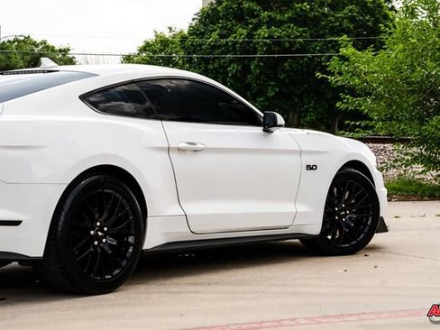 Used 2020 Ford Mustang GT w/ GT Performance Package RWD image 34