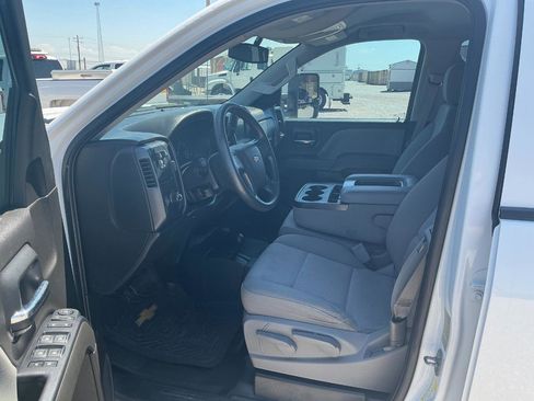Used 2016 Chevrolet Silverado 1500 W/T w/ Trailering Package image 7