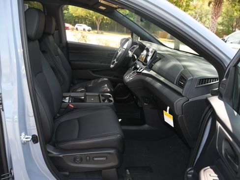 New 2026 Honda Odyssey Sport-L image 11