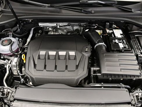 Used 2025 Audi Q3 2.0T Premium Plus w/ Premium Plus Package image 12