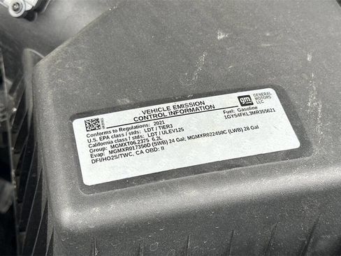 Used 2021 Cadillac Escalade Sport w/ Driver Assist Tech Package image 31