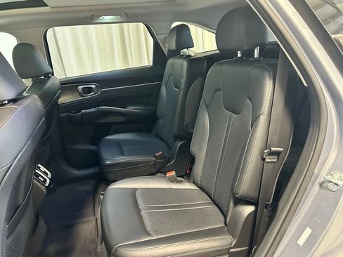 Used 2023 Kia Sorento SX FWD image 20