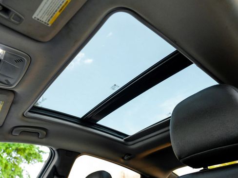 Used 2020 Chevrolet Malibu Premier image 20