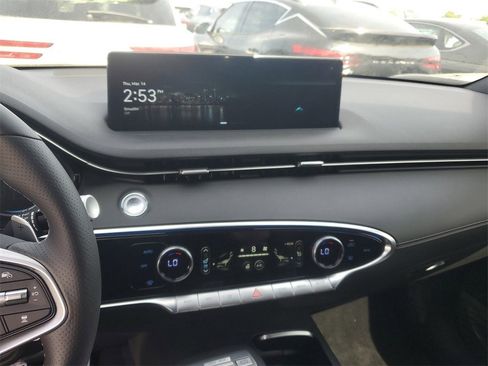 Used 2024 Genesis GV70 3.5T Sport image 20