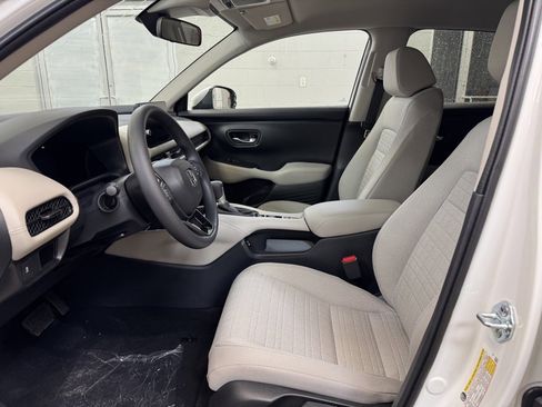 New 2026 Honda HR-V LX image 11