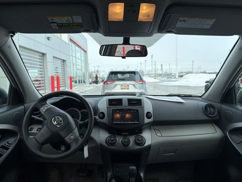 Used 2012 Toyota RAV4 4WD V6 w/ Tow Prep Pkg image 12